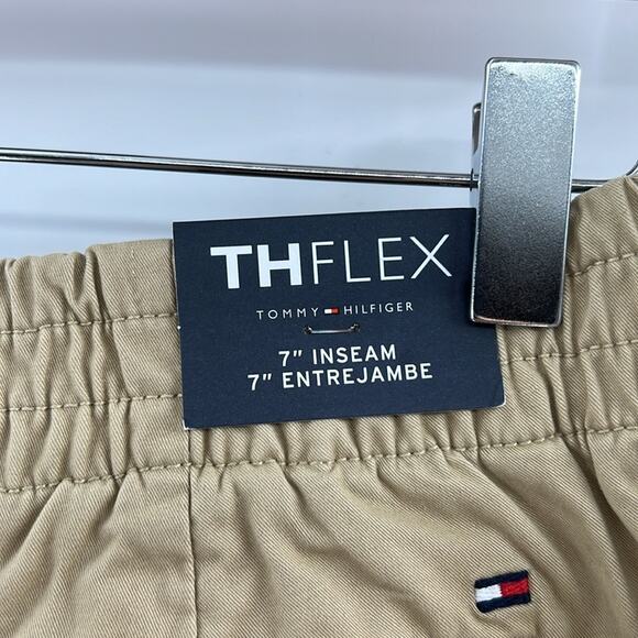 Tommy Hilfiger THFlex 7" Pull on Shorts - Khaki - Small - New with tags - Picture 5 of 6